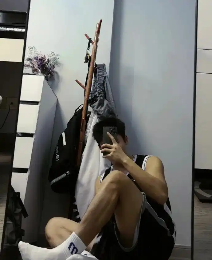 身高175cm的体育生帅哥,网友:这不就是我未来的男朋友吗?