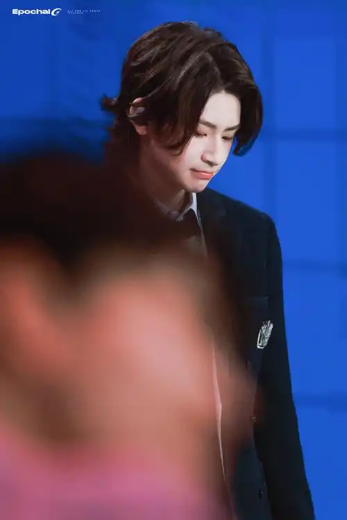 小鬼王琳凯超话9615#小鬼把更多时间花在音乐上#72159991