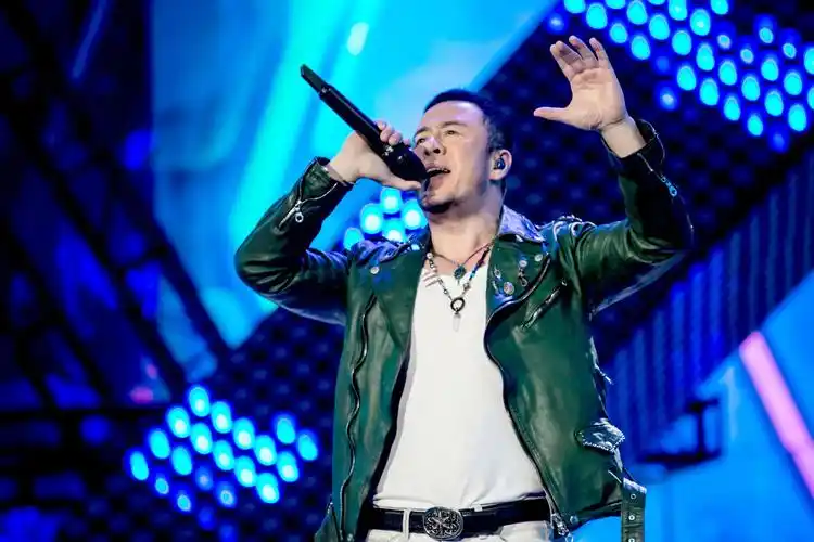 杨坤个人资料(48岁的杨坤怎么突然不红了?)(图20)