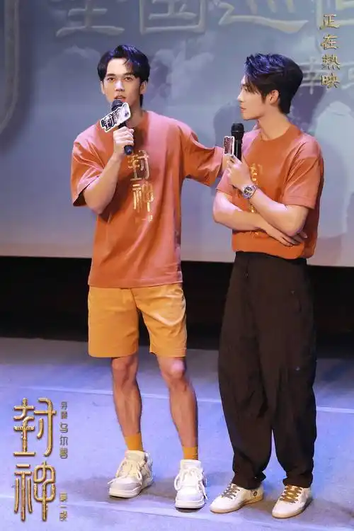 第一部》全国巡回礼南京站 以普世情感触动当代观众内心_乌尔善_费翔