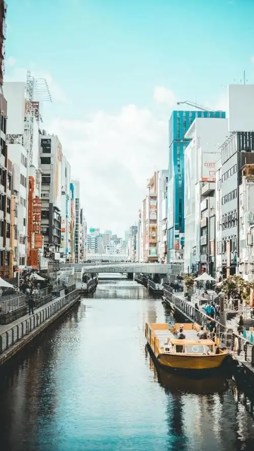 城市缩影(上):超清4k 全屏壁纸——过年了,你还是一个人吗?