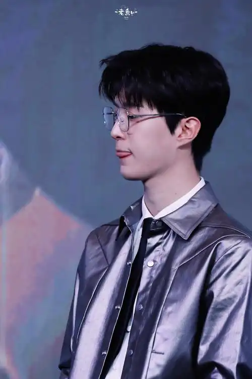 范丞丞超话可爱昏头了 宝宝你是一只宝宝酱15(ˊ〇ˋ*)12#要久久