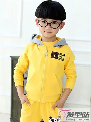 小男孩帅气发型