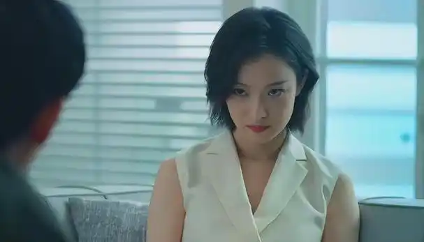 人民网评倪妮《消失的她》角色 感情细腻演技最精湛