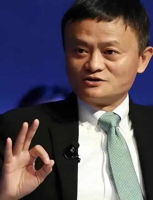 看看马云的儿子马元坤再看看女儿马雪网友这基因太强大了吧