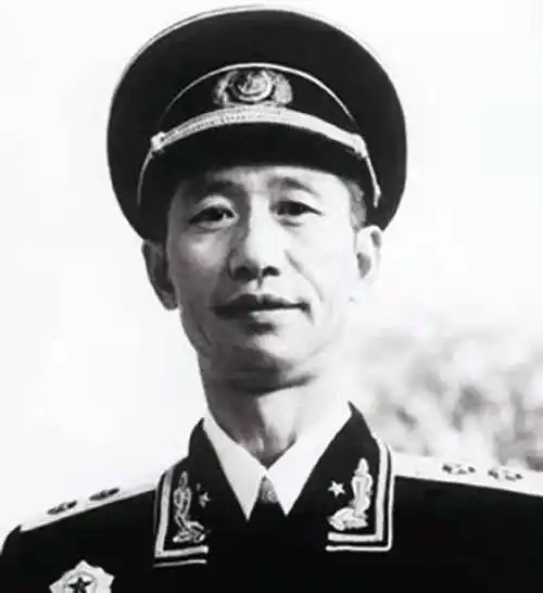 第三位将军是周希汉,年仅14岁便跟随诸位革命者在家乡发动起义,可谓