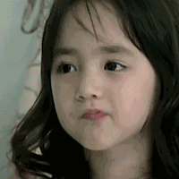 想多找几张表情包怎么都找不到她的了 现在可爱的小孩表情包太多了