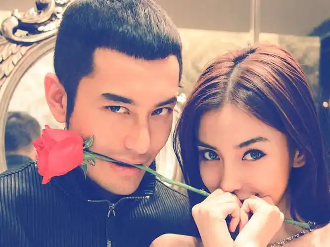 黄晓明:老婆不混娱乐圈也饿不死