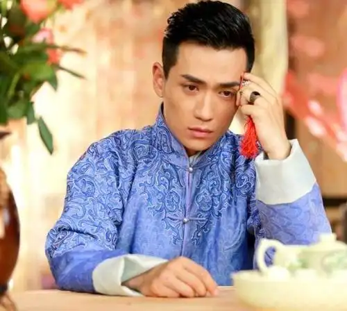 朱一龙的电视剧《情定三生》在湖南卫视重播