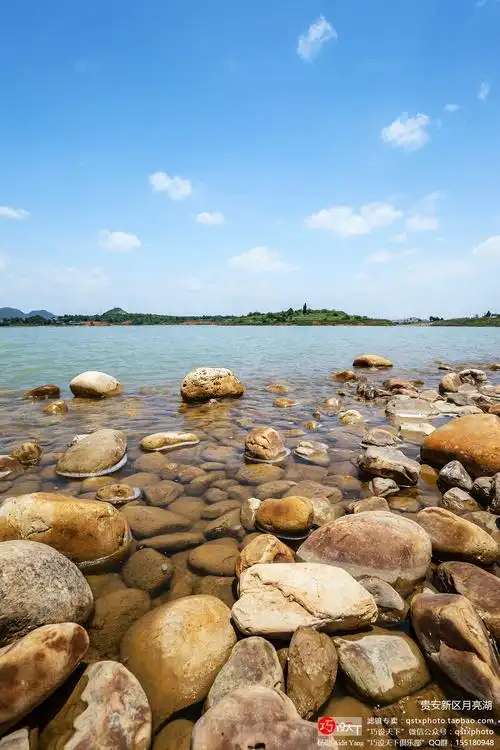 贵安新区月亮湖