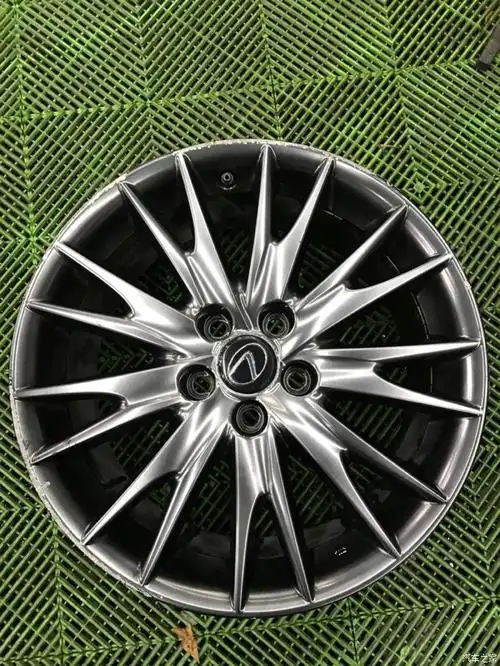 【图】出gs f-sport枪灰色轮毂_雷克萨斯es论坛_汽车之家论坛