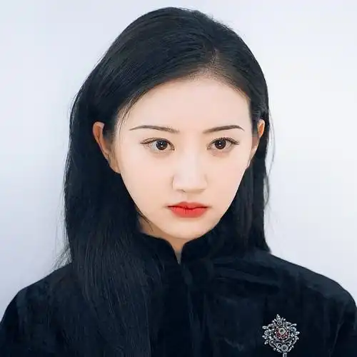 铁子们想要司藤可以当头像的图09