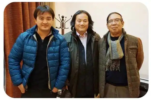 由左至右:孙莹,指挥大师汤沐海,著名作曲家鲍元恺