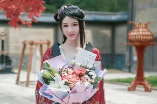 山河令中蝎王和柳千巧很像既清醒又糊涂