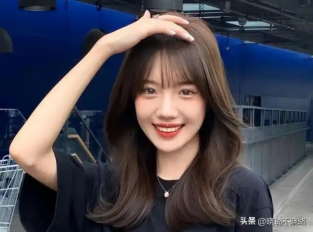 适合学生党的刘海,适合学生党的法式刘海(最近突然火了一种发型)