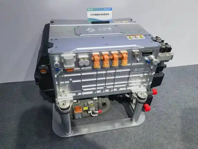 图片来源:每经记者 苗诗雨 摄其中,氢燃料电池方面,亿华通(39.520,-1.