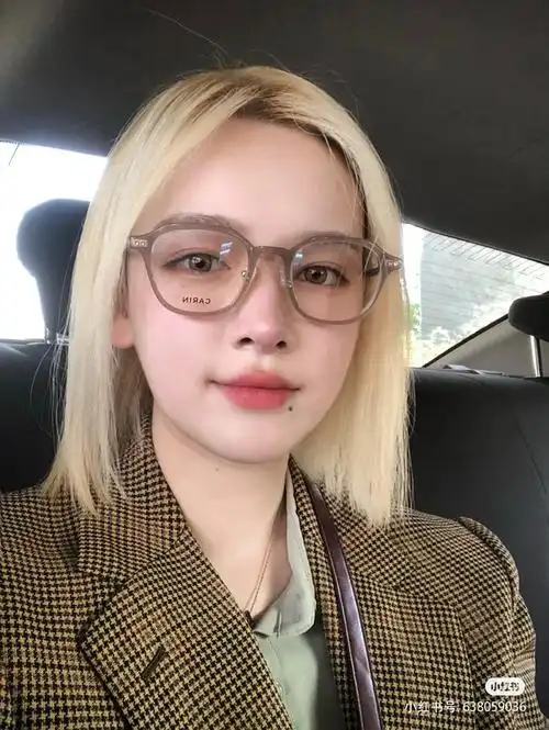 反馈唯目眼镜77中高度近视配carin的ruth镜框