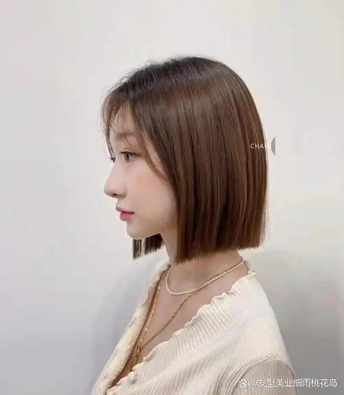 超级减龄又能让人喊你靓妹的短发,剪短发给人一种可爱减龄的气质,是