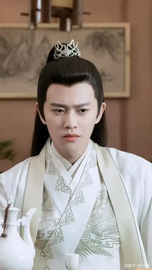 任嘉伦的这些古装造型,他再也超越不了!