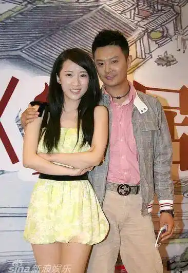 美女明星「四」"滥情小三"李念"蜗居"豪门的隐秘爱情_生活_老公_和平