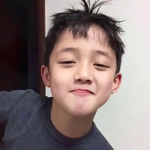 头像爱笑的男生一定都很温柔吧