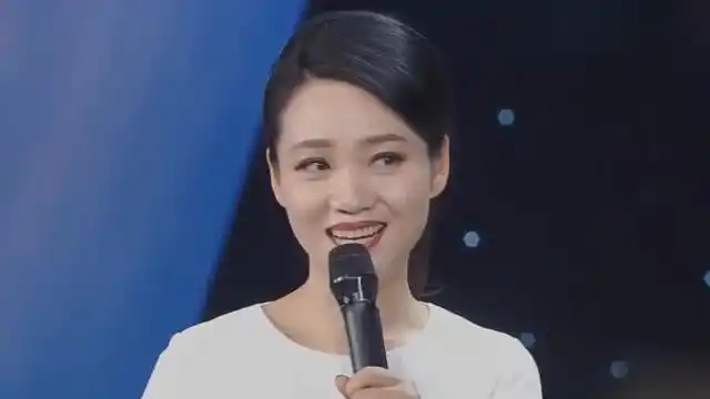 周群小品《家长会2》讲真的,自身很优秀