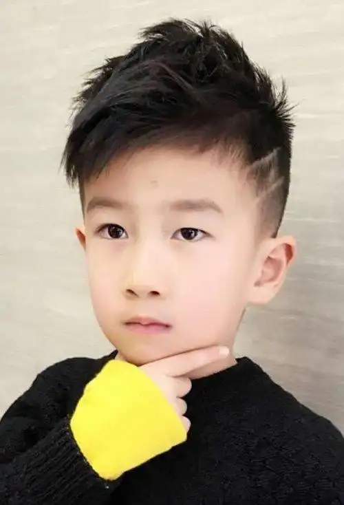 小宝宝心形发型怎么剃好看 打造可爱款式短发造型