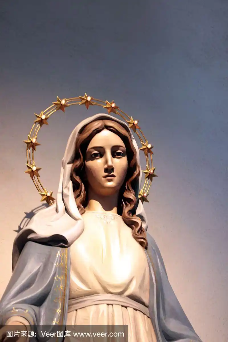 圣母玛利亚雕像