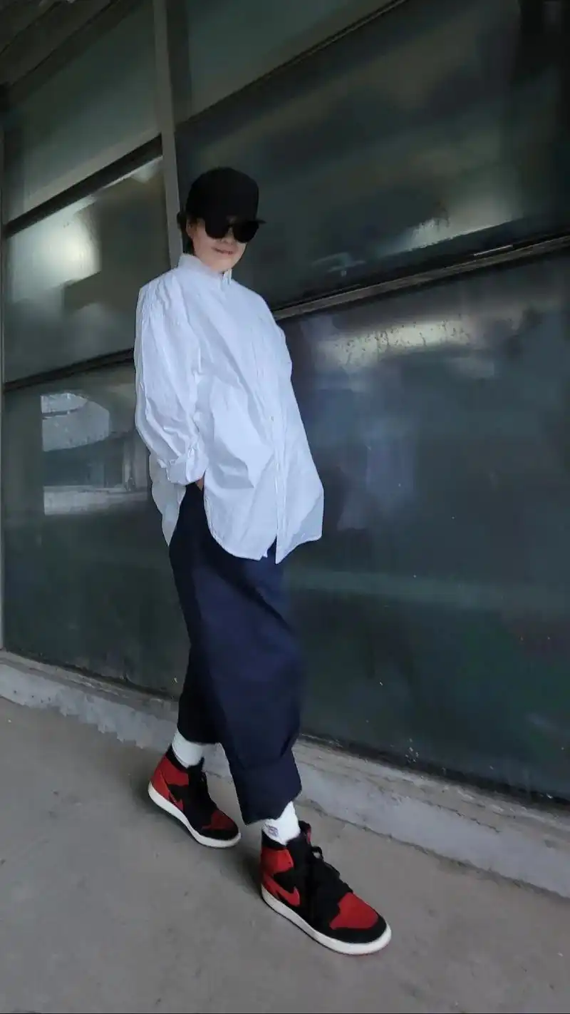 我也学会了  点拍同款 点开多选 上传两张照片      然 - 抖音