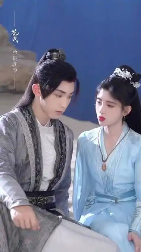 鞠婧祎郭俊辰花戎落日吻花絮##鞠婧祎郭俊辰下颌线契合度##花戎