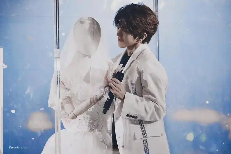 蔡徐坤这个舞台真的好梦幻