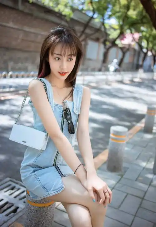 原创北京街拍日常生活里的时髦靓女