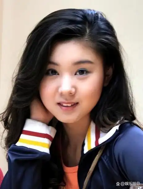 干净女星李小萌出道20年来从不拍吻戏年近40仍像18岁