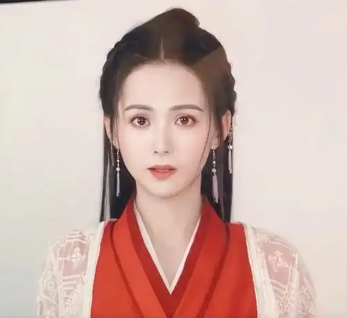 主演的戏和李宏毅主演的戏和唐晓天主演的戏黄日莹真的太适合古装了