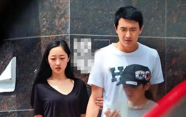 林更新跟女友吵架后道歉想不想我给你打电话被拒后回偏要打