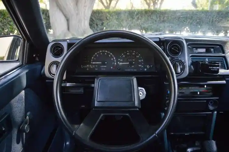 新车一样的丰田ae86