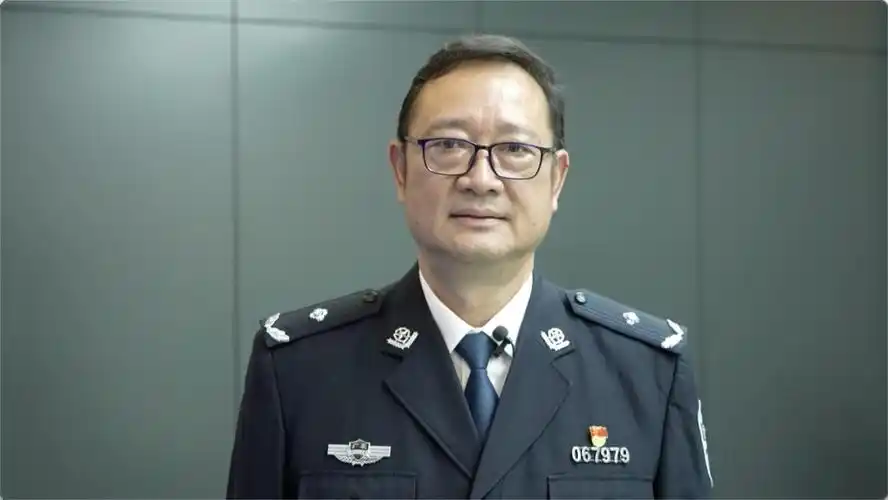 老兵你好近日参加防务交接仪式谭善爱作为中方指挥官1997年香港回归为