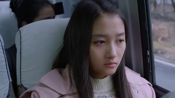 搭错车:关晓彤回家看哑父,怎料被姑父一把抱住,关晓彤害怕了