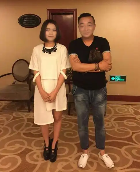 网络歌手庄心妍