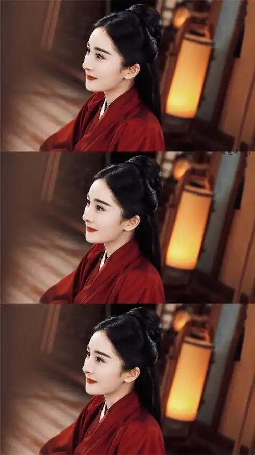 杨幂雪中红衣氛围感