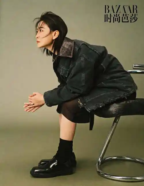 时尚芭莎三月刊,贾玲力量感写真出炉!#贾玲##热辣滚烫