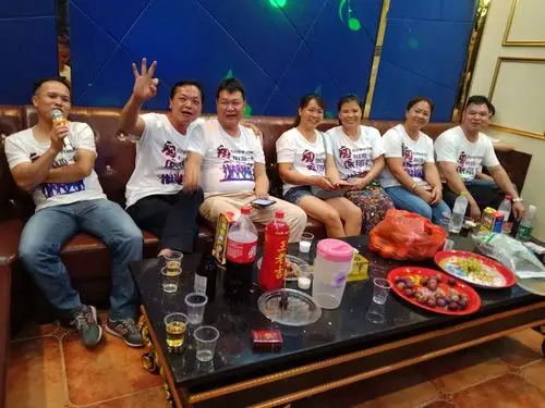 七夕一一苏圩中学106班,再聚同学会.