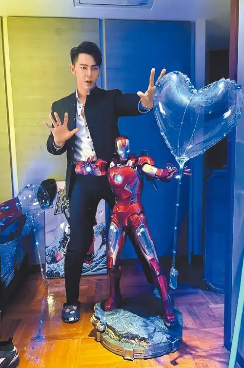 汪东城花重金打造防震玩偶柜新歌曲或很快推出