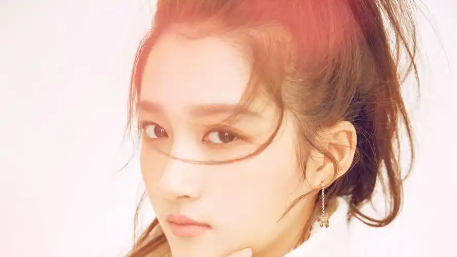 国民闺女关晓彤图片壁纸(6/13)