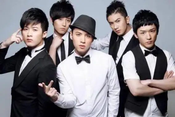 中国十大最有名的男团组合tfboys上榜第五来自台湾2