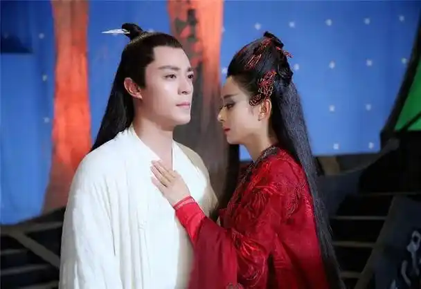 花千骨与白子画镜头(影版花千骨花千骨太瘦)(4)