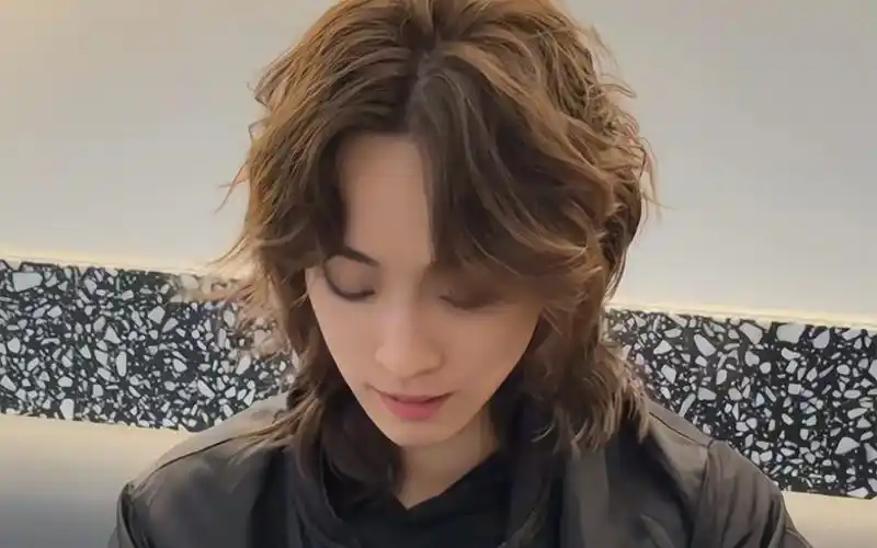 保姆级教程的 狼尾鲻鱼头美式复古卷发,分享给你的姐妹,这样子保证不