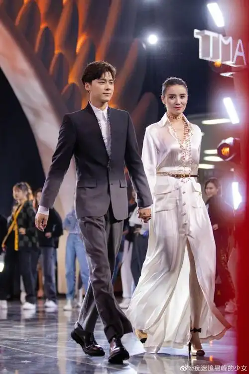 李易峰想拿最佳女演员奖与宋佳上演 豪门姐弟|小宋佳|宋茜|任达华