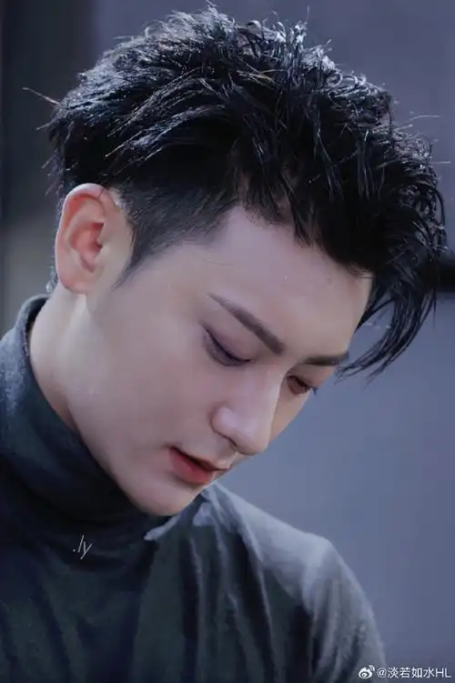 黄子韬新专辑30sclub##黄子韬isback演唱会