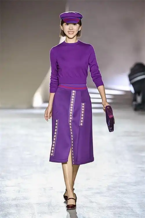 高髻之美融汇东西雅韵海外归来hui大秀闪耀深圳米兰双城时尚周